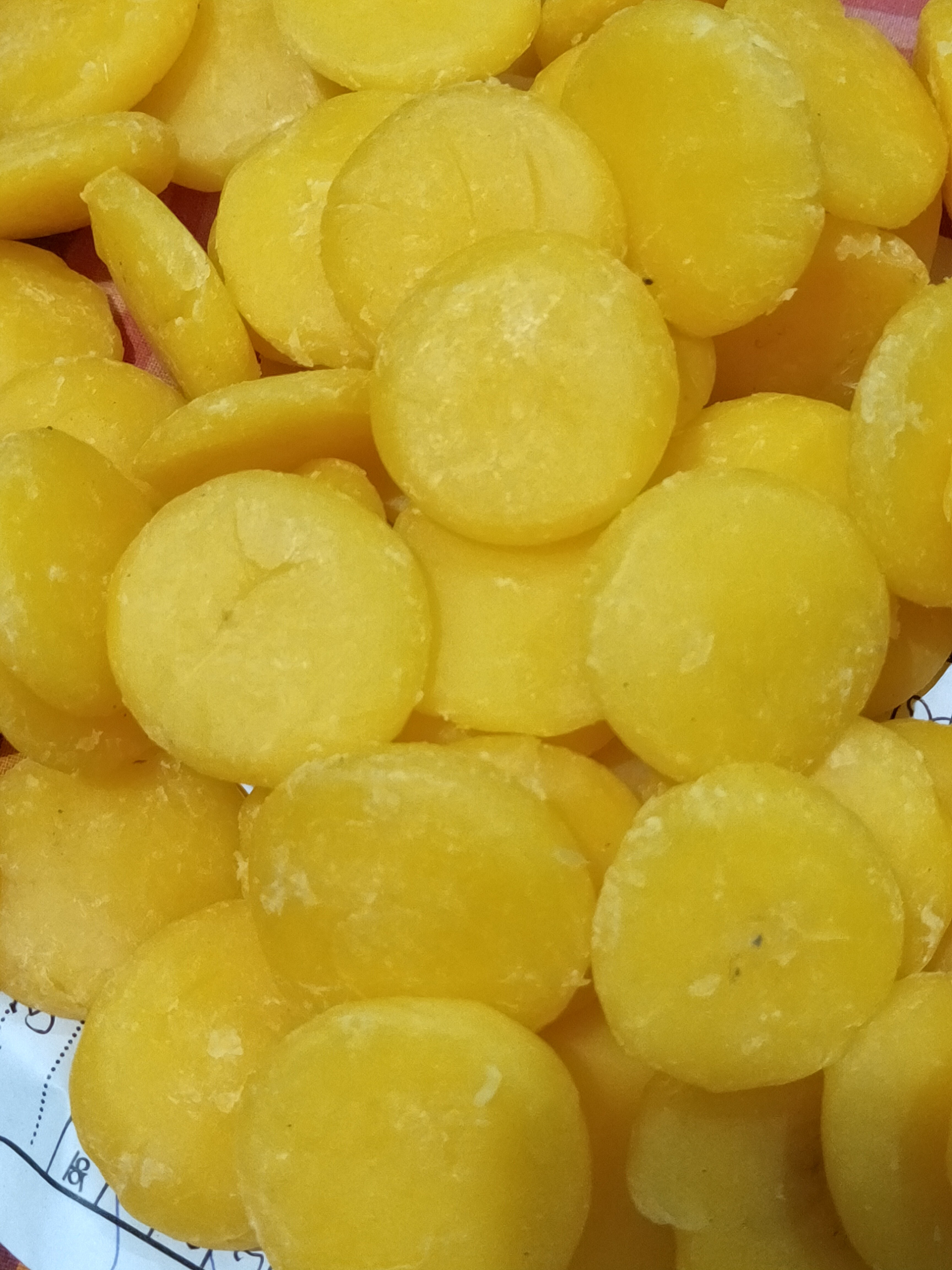 Yellow Lagav Wax